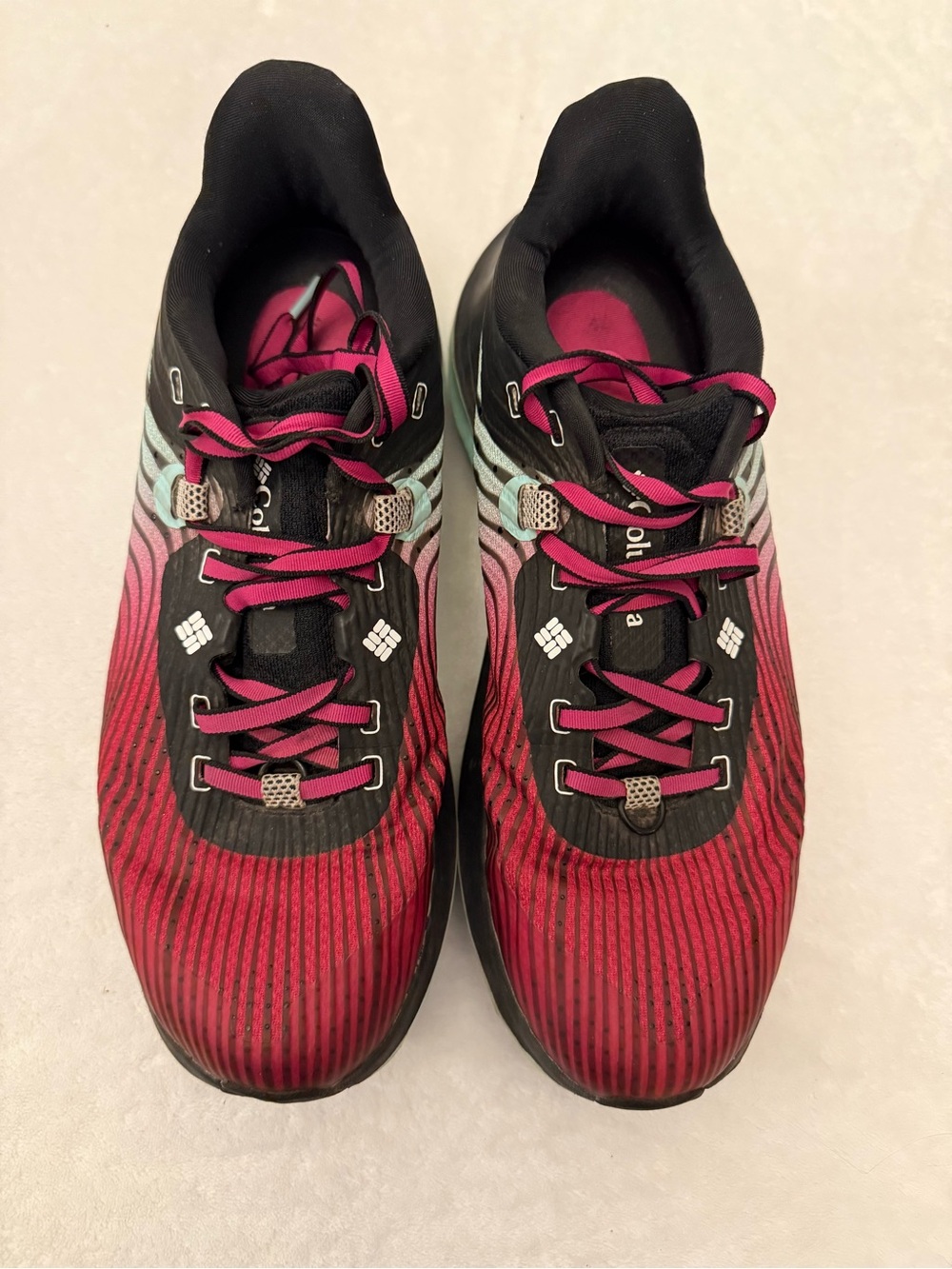Women's Pink Gradient Athletic Running Shoes with Black Accents